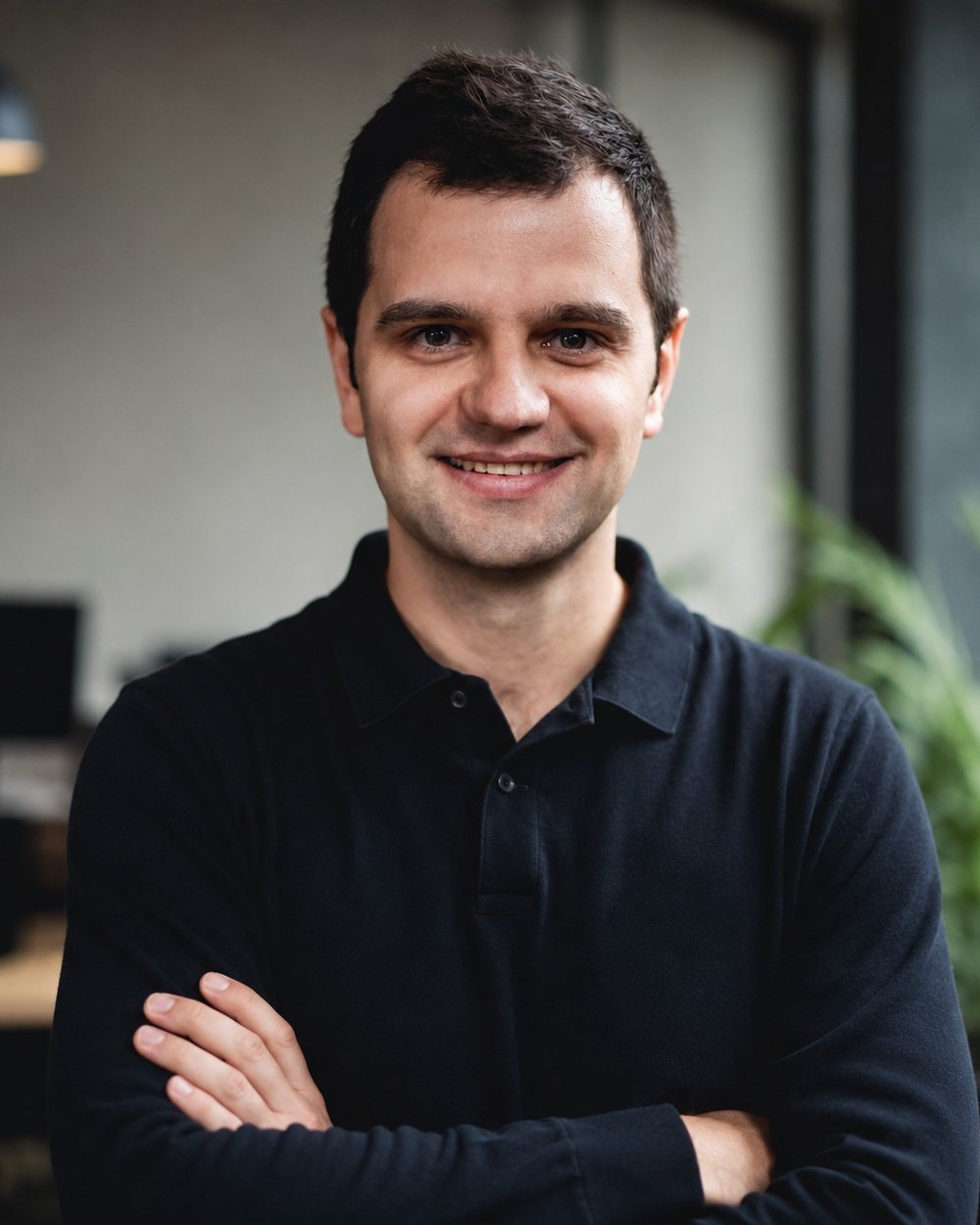 Porträt von Dmitry Ostrovsky, Senior WordPress-Entwickler